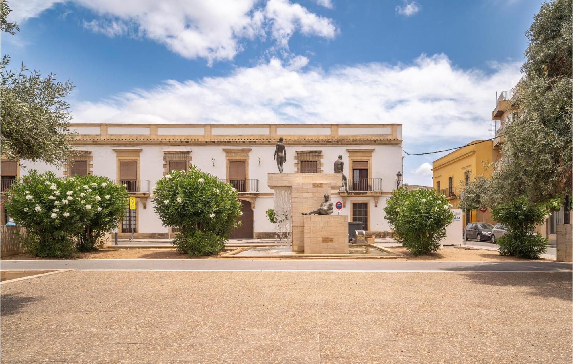 Pet Friendly Apartment In Jerez De La Frontera Extérieur photo